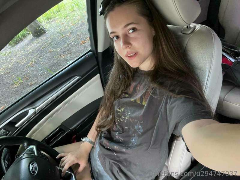 I can drive a car hehe 😜 just got my license this year so be..