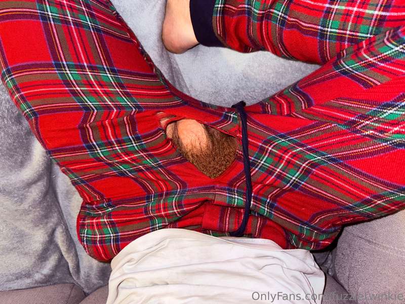 Well… my pants just split open… 👀