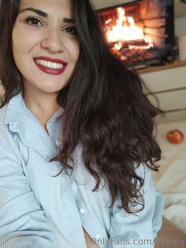 You could see what I have underneath for you love 🔥🌡️🌡️