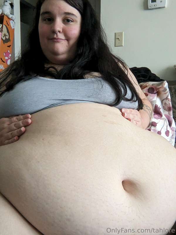 Spent most of my day yesterday lounging around in a bra and .. 5