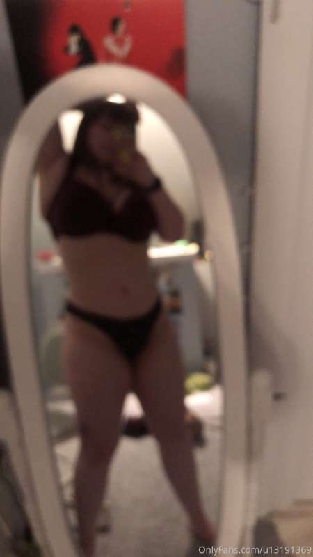 hump day photoshoot! :) i can never keep my clothes on once .. 6