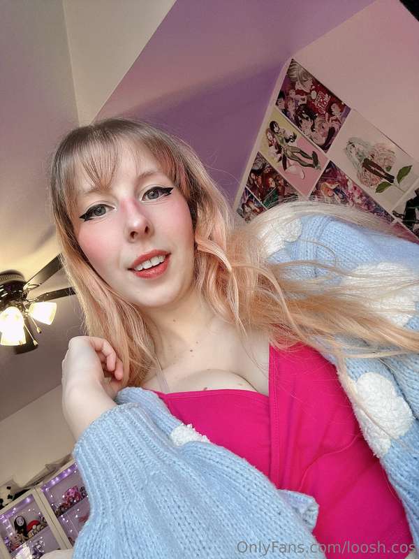 Hi, do you like the view? 💖☁️