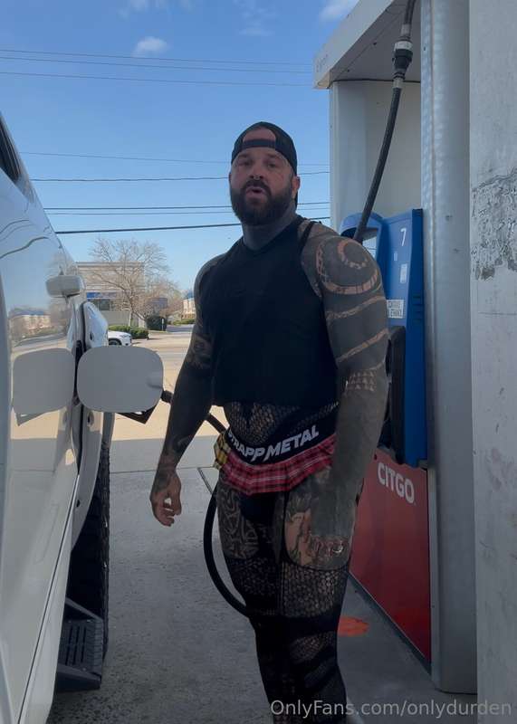 My truck has such a big tank ⛽️  3