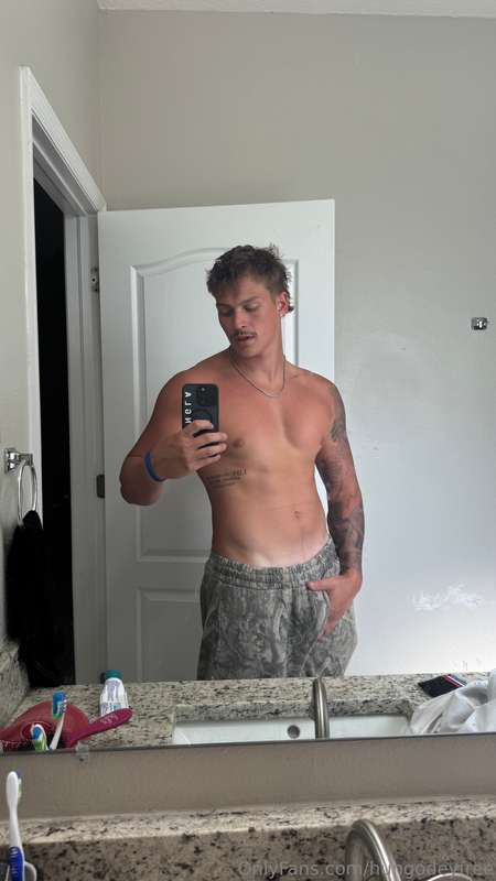 Hungodeyfree - Onlyfans - 30 May, 2025
