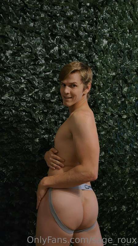 Should I wear more jock straps? 4