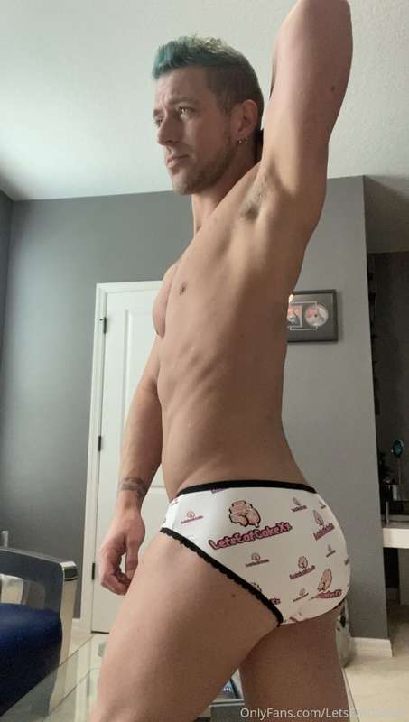 Just got our official LetsEatCakeXx boxer briefs & panties i.. 1