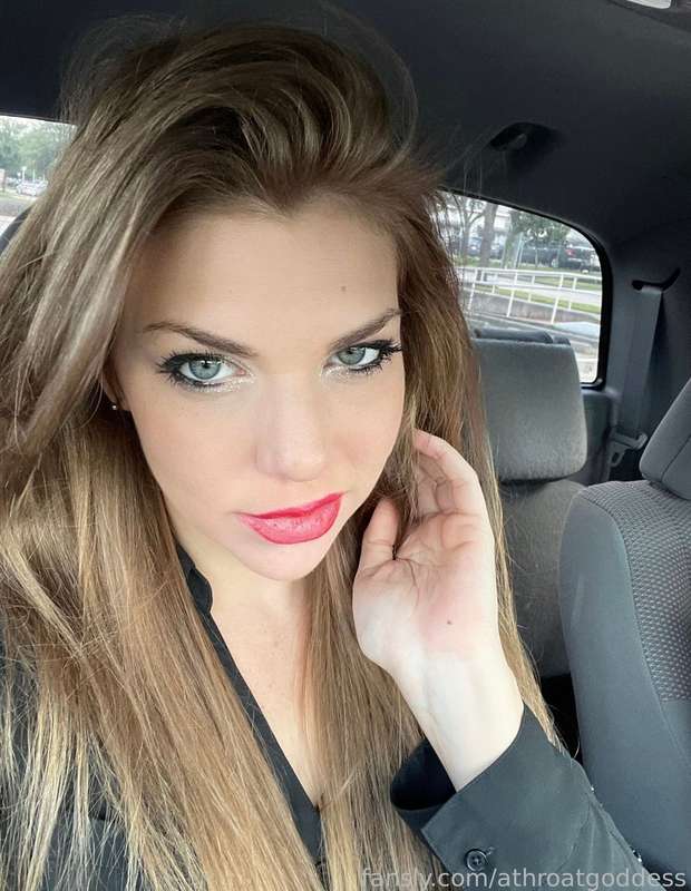 Athroatgoddess - Fansly - 10 Feb, 2022
