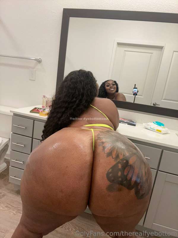 Therealfyebottom - Onlyfans - 25 Nov, 2023