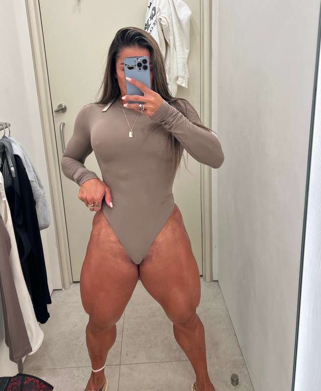 Do you like muscle mommies baby?🥵