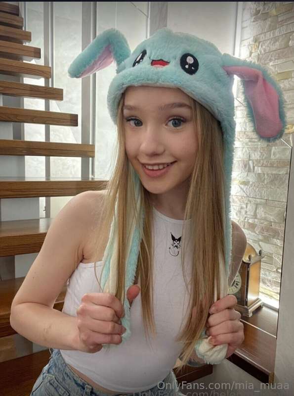 *LIVE SEXTING* Cutie 😇 @helengol 🟢ONLINE NOW🟢 You won't regr..
