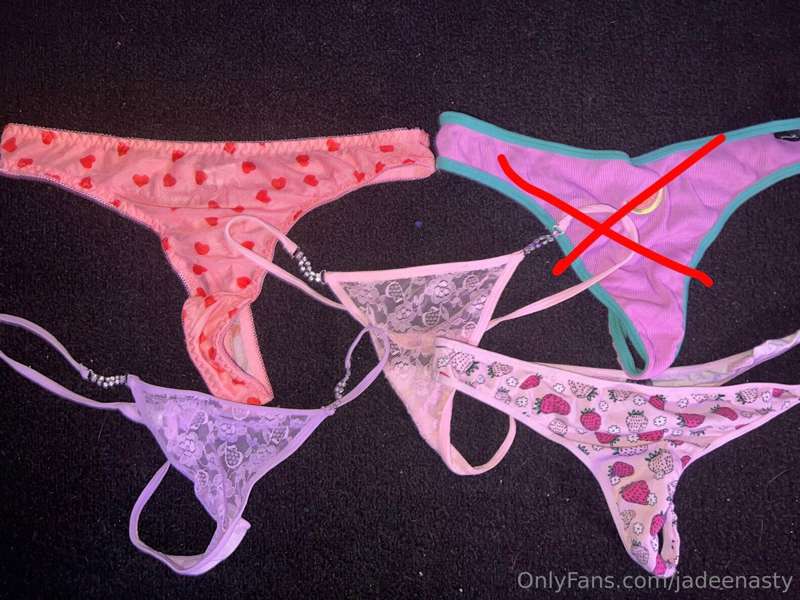 💓Panties 4 Sale w/ a custom video💓
Dm me if your interested ..