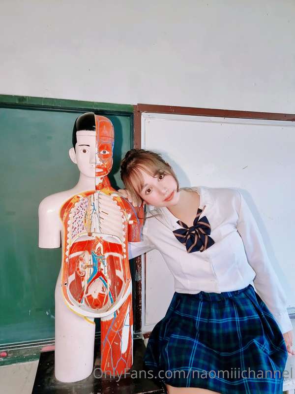 来週の動画の少しだけ予告…🤏🤭🤫🔞
A little notice of next week's video 🤏❤️‍🔥 4