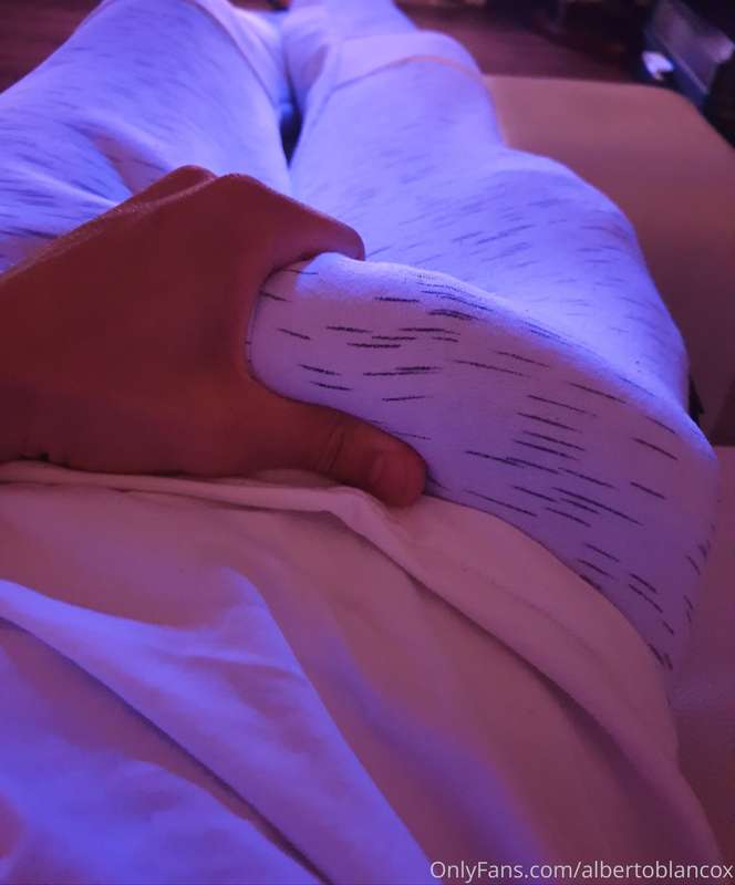 Albertoblancox - Onlyfans - 26 May, 2020