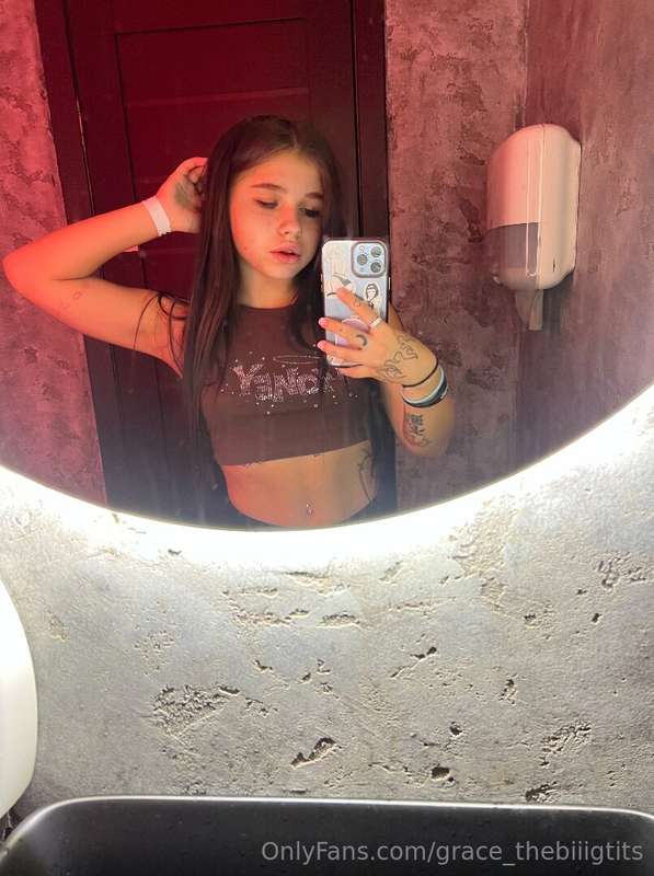 🌟FREE subscription🌟This @liki_lu anime girl will make your d..