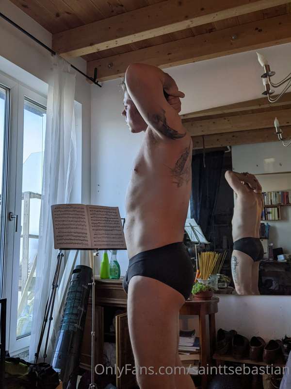 A lovely day of viola, jiujitsu, sexual intimacy, and rest.
..