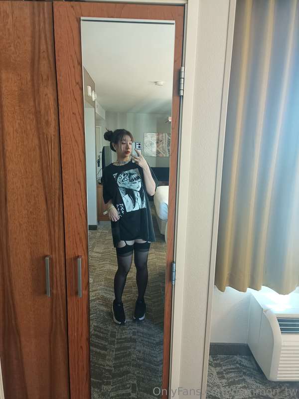 Would anyone be interested in some girl on girl content? 2