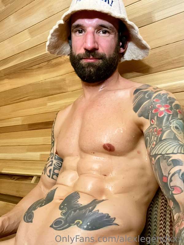 free 4 all pics of me part 1! ;-) 9
