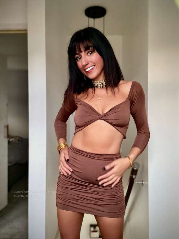 Ready for our dinner date 😈🤭 3