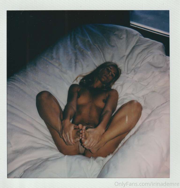 Naughty Polaroids from my shoot. Check your DMs for real jui.. 3