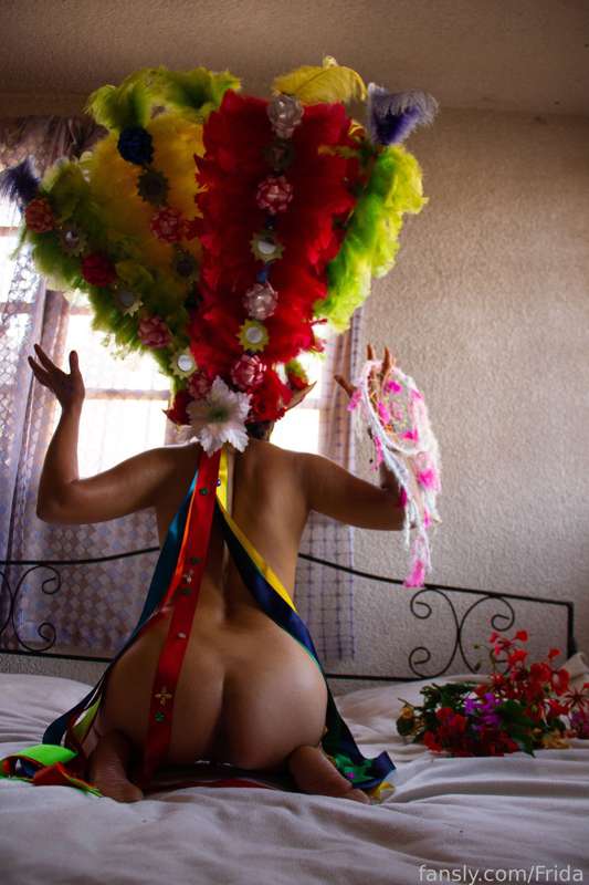 Frida - Fansly - 02 Jun, 2021