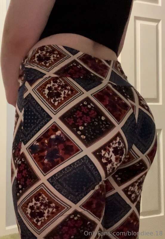 Got some new pants today…I got them in a large hopefully the..