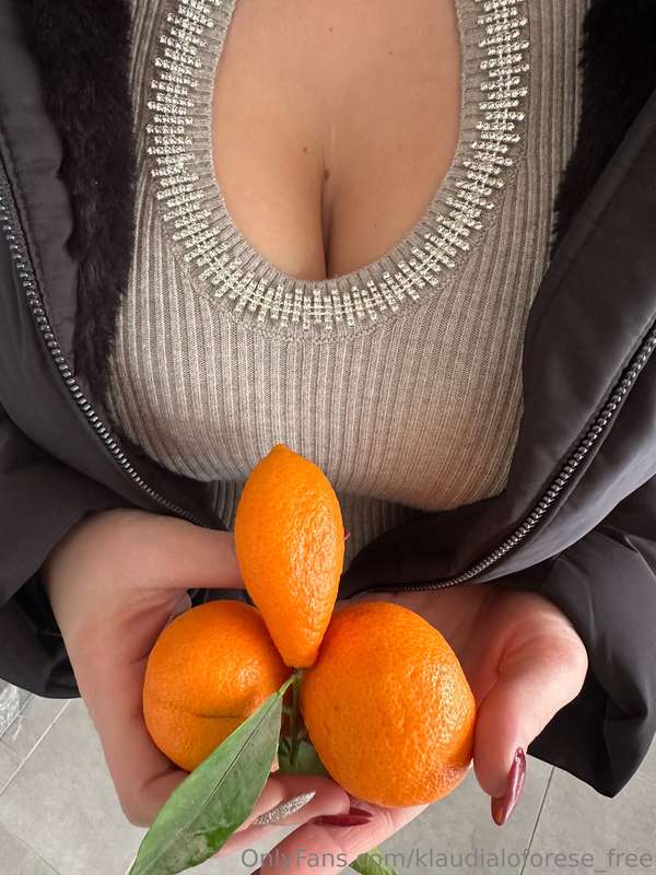 Qualcuno ha di meglio da mostrarmi su onlyfans.com/klaudialo..