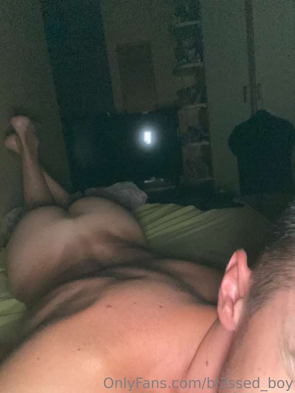 Piedini 🦶🏻o Culetto 🍑  Cosa preferite? 🤭 1