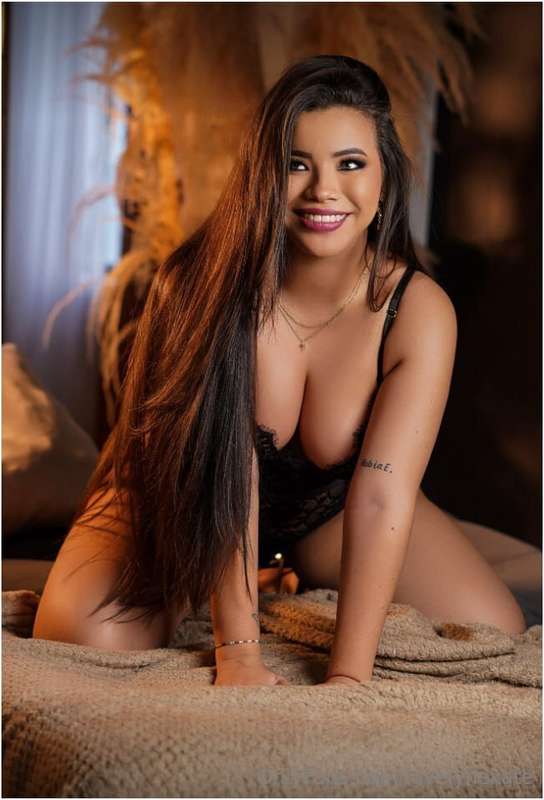 𝐅𝐑𝐄𝐄 𝐒𝐔𝐁𝐒𝐂𝐑𝐈𝐏𝐓𝐈𝐎𝐍 @lovelycassandrax