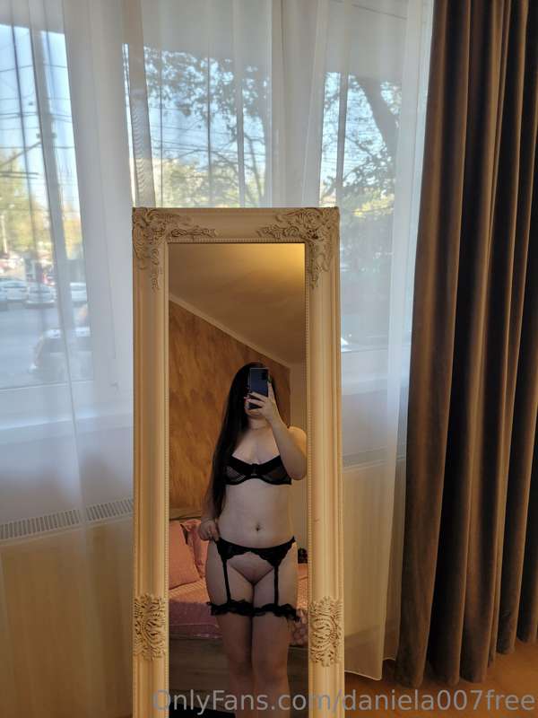 https://onlyfans.com/daniela_007