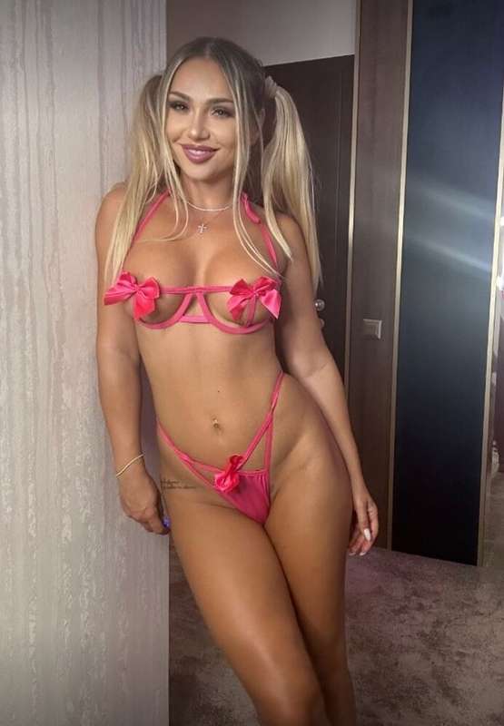 🎁FREE PAGE & FREE GIFT🍀 Sweet, obedient, and just a 🌸 bit wi..