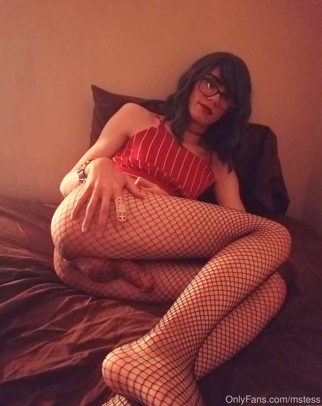 New set with a mix of sfw and nsfw! 4