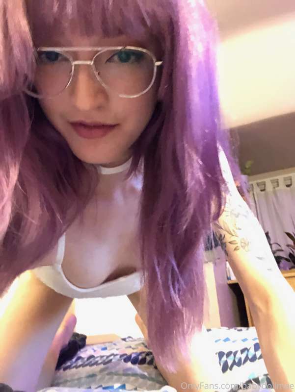 Glasses on or glasses off? 🤔 2