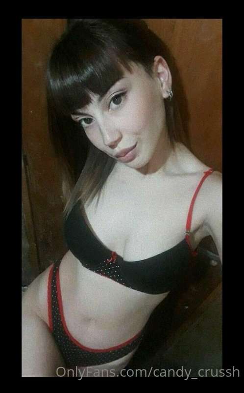 @solangeeeee  SUBSCRIBE FOR FREE😚  👅Explicit photos ❤️Sextin..