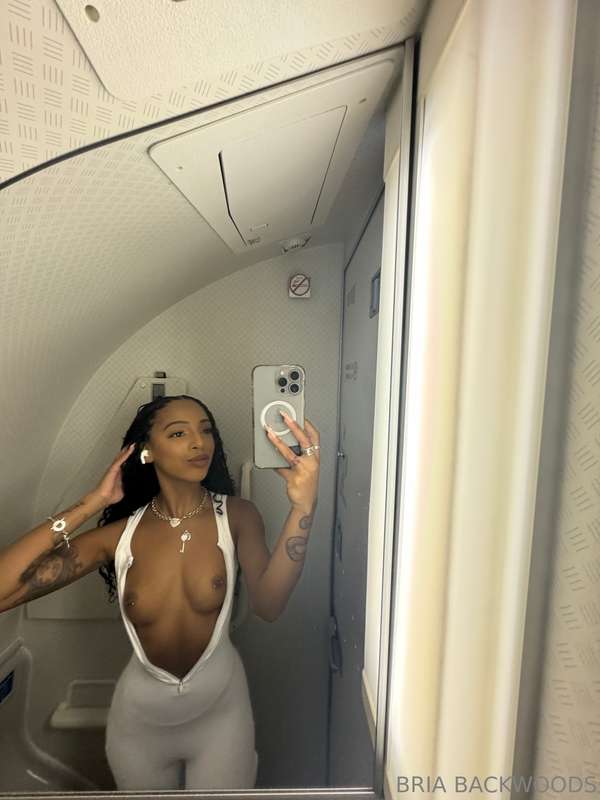😛 1
