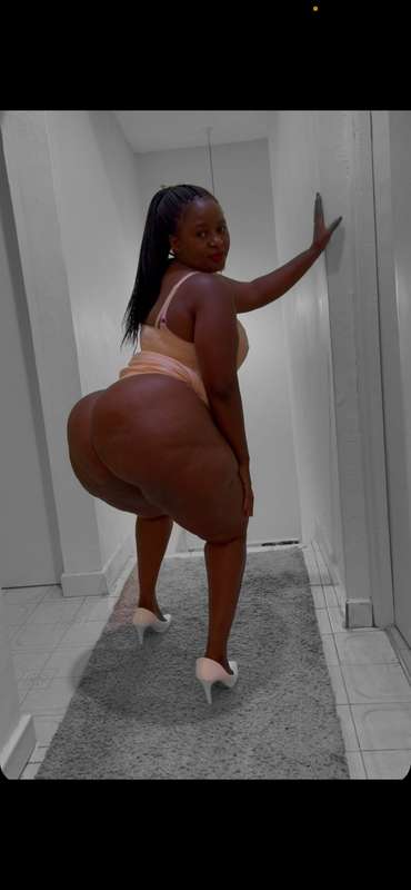 Do you think your cock can satisfy my wet and horny pussy? H..