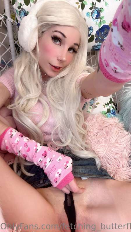 I love playing with myself while you watch, it makes me so w.. 1