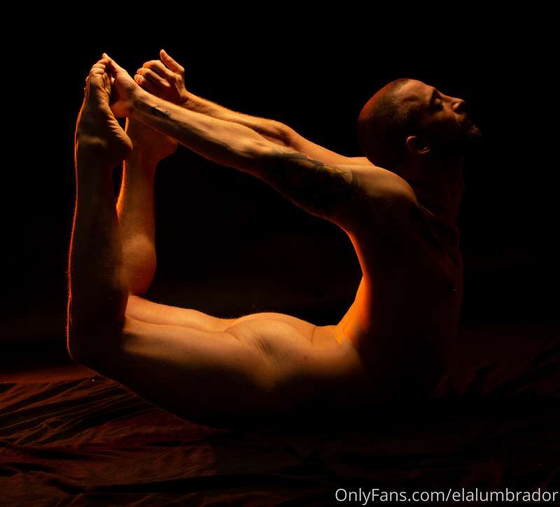 Photoshoot. Yoga. Model: @nakedyogamen 1