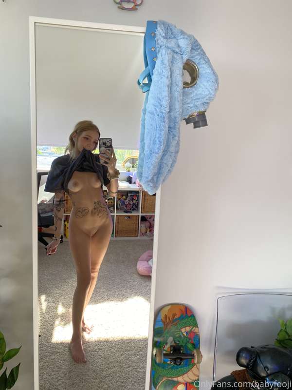 Before getting into cosplay nudes 🥰 can you resist? 10