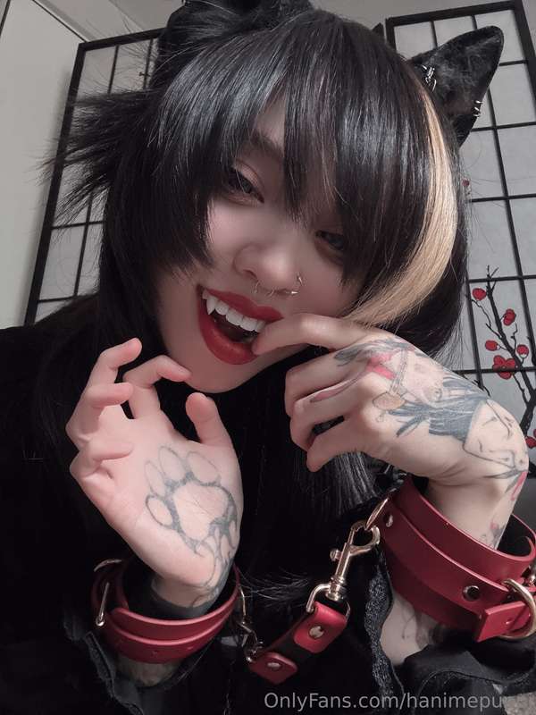 You can lock up the wolf but I’ll find my way to get you 🖤 6
