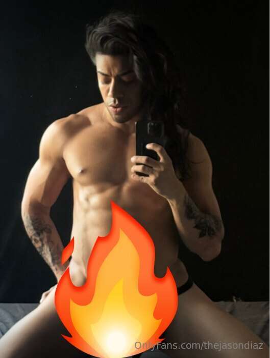 I had to give you something sexy as fuck before the day ends..