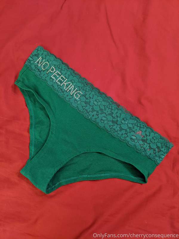 Panty of the Week is back!! Again, no contribution needed to..