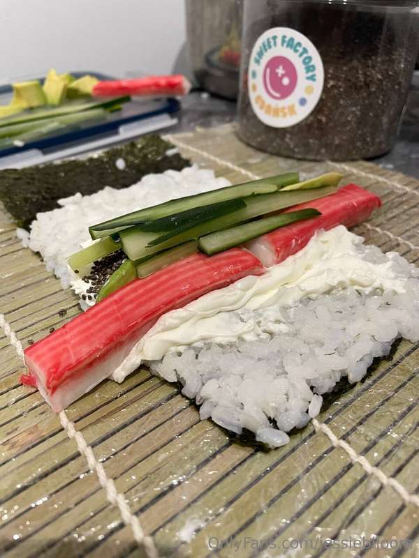 I love cooking. 🥰It's another hobby of mine 👩‍🍳 3