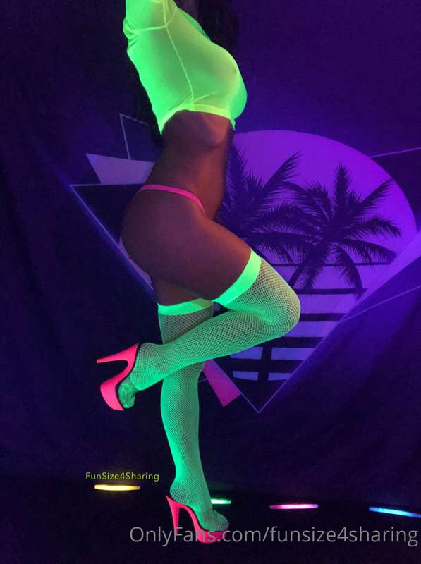 Funsize4Sharing - Onlyfans - 18 May, 2022