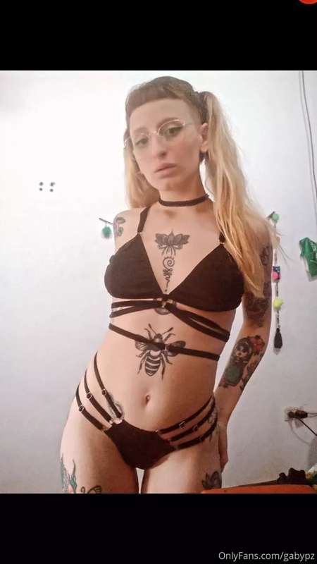 🎀 @spicyhoneyxxx 🎀   🔥🔥 FREEE 🔥🔥    Horny Blonde now online ..