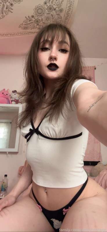 Prettyhostage - Fansly - 22 Jun, 2025 1