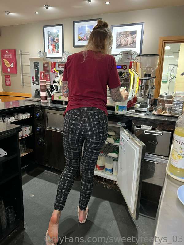 Taking sneaky feet pics of your coworker ? That’s naughty … .. 7