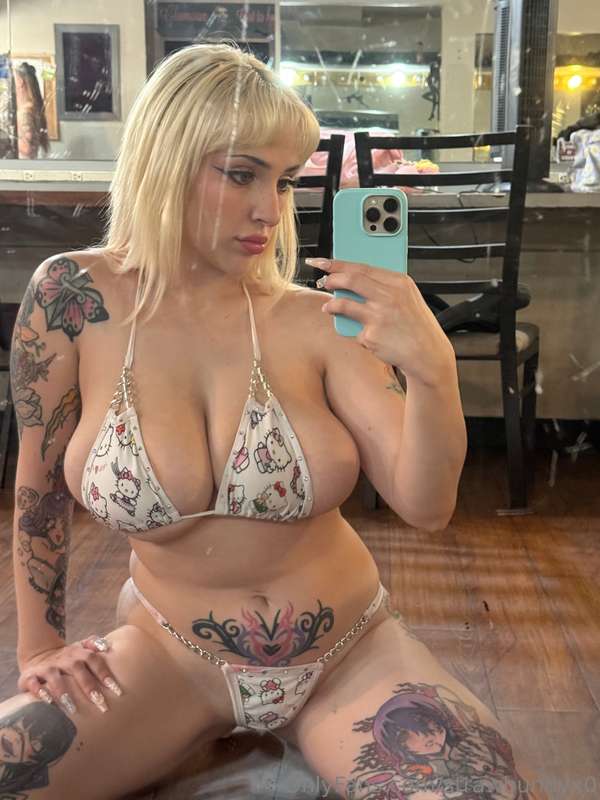 Who likes a girl on her knees?  6