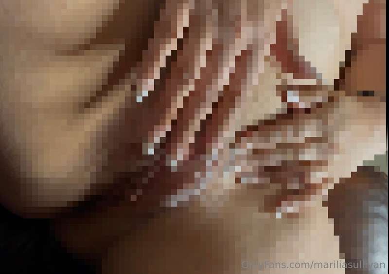 I was unsure about posting these bold shots unpixelated. Hit..