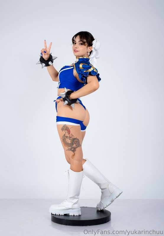 Entrenamos junto? Una Yukarin Chun-li <3 te gusta esta versi.. 1