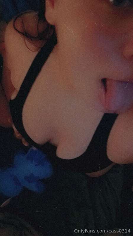 are my tits enough to make your day better?😍😍😍😍😍